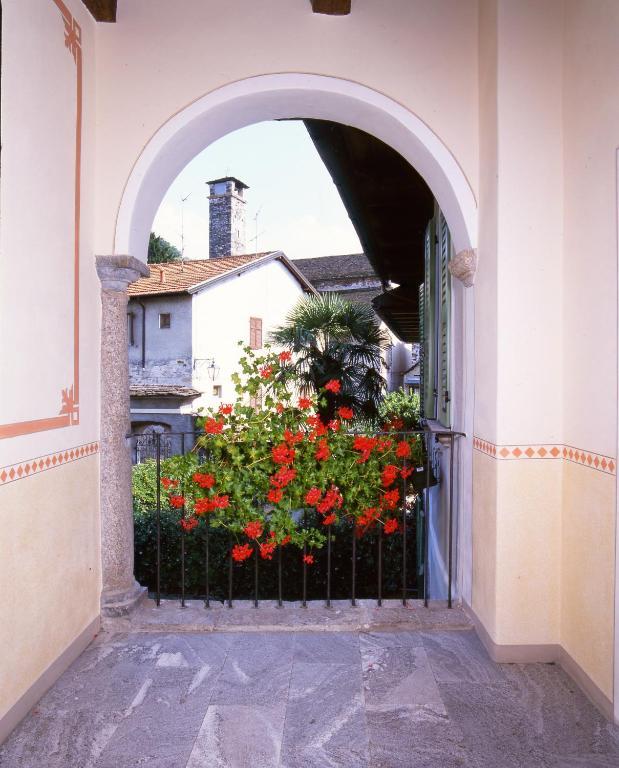 Hotel La Contrada Dei Monti Orta San Giulio Exterior foto